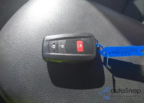 2021 Toyota Rav4 Xle from USA, damaged, VIN 2T3W1RFV4MC105397